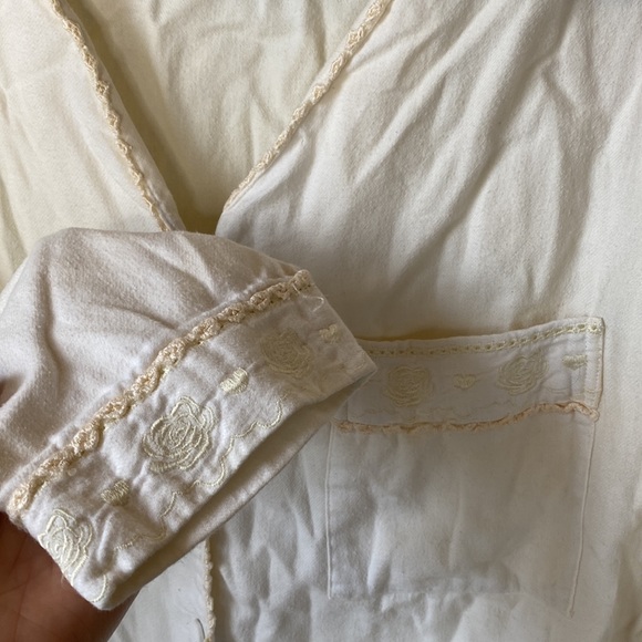 Victoria’s Secret country, authentic cotton button down pajama shirt 100% cotton - Picture 3 of 3